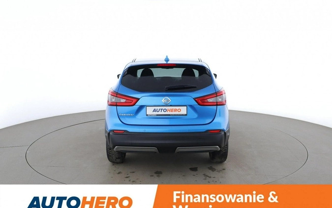 Nissan Qashqai cena 75000 przebieg: 27566, rok produkcji 2018 z Węgrów małe 379